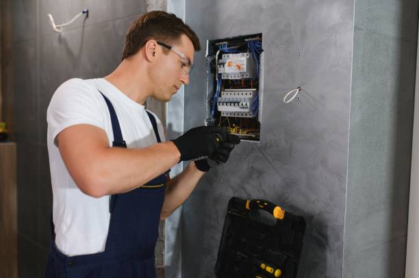 Best Licensed Electrician  in Bayside Gardens, OR