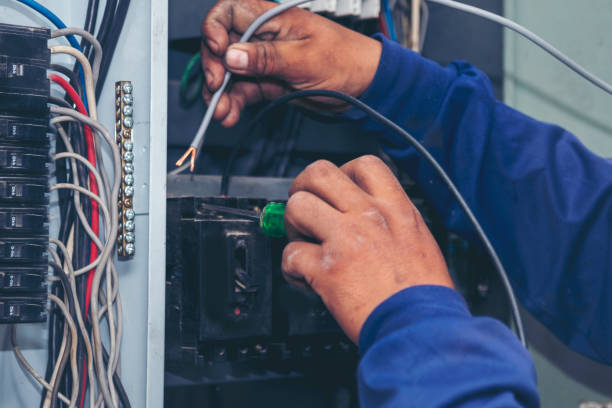 Best Ceiling Fan Installation Electrician  in Bayside Gardens, OR